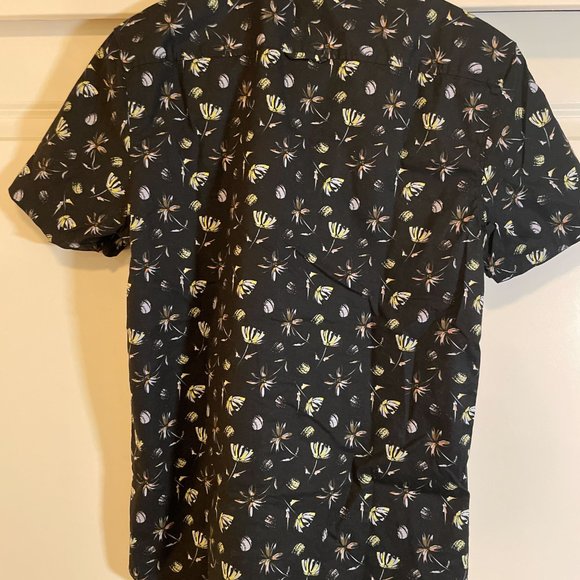 BP Men's Small Button Down - Picture 2 of 3